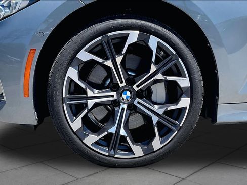 Used 2025 BMW 330i Sedan RWD image 10