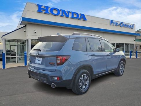 Used 2023 Honda Passport TrailSport image 4