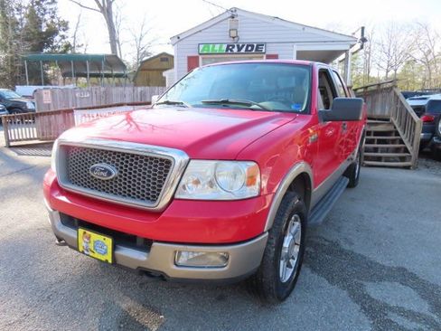 Used 2005 Ford F150 Lariat image 2
