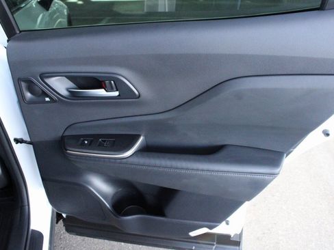 Used 2023 Toyota Crown Limited image 58