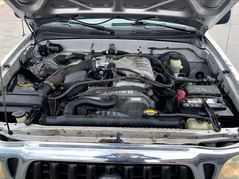 Used 2003 Toyota Tacoma PreRunner RWD image 28