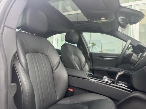 Used 2021 Maserati Ghibli S image 10