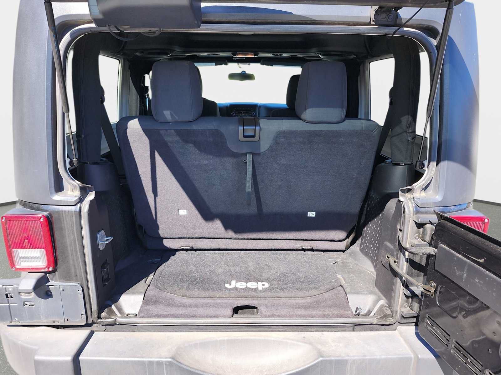 Used 2012 Jeep Wrangler Sport AWD/4WD image 15