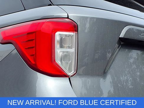 Certified 2023 Ford Explorer XLT w/ Equipment Group 202A AWD/4WD image 23
