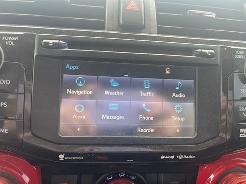 Used 2018 Toyota 4Runner TRD Off-Road AWD/4WD image 17
