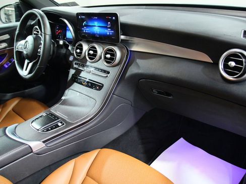 Certified 2022 Mercedes-Benz GLC 300 4MATIC image 22