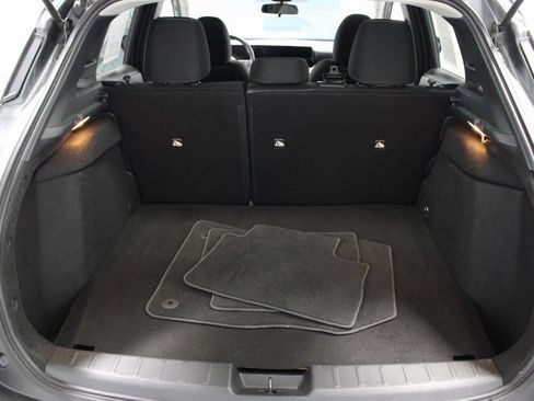 Certified 2025 Nissan Kicks SV AWD/4WD image 13