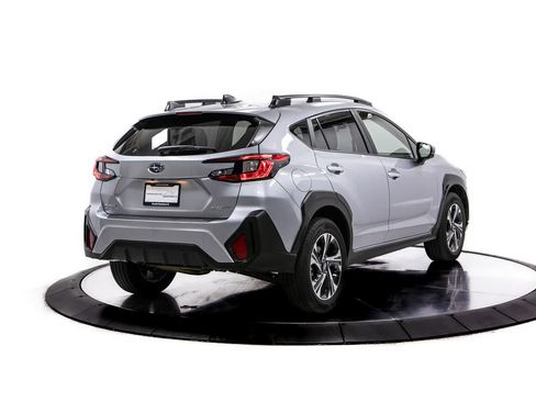 Used 2024 Subaru Crosstrek 2.0i Premium w/ Crosstrek Mirror Package AWD/4WD image 7
