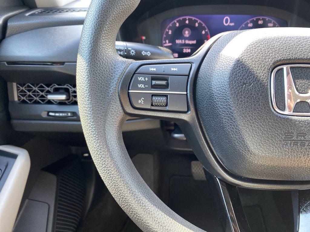 Used 2023 Honda Accord EX image 26