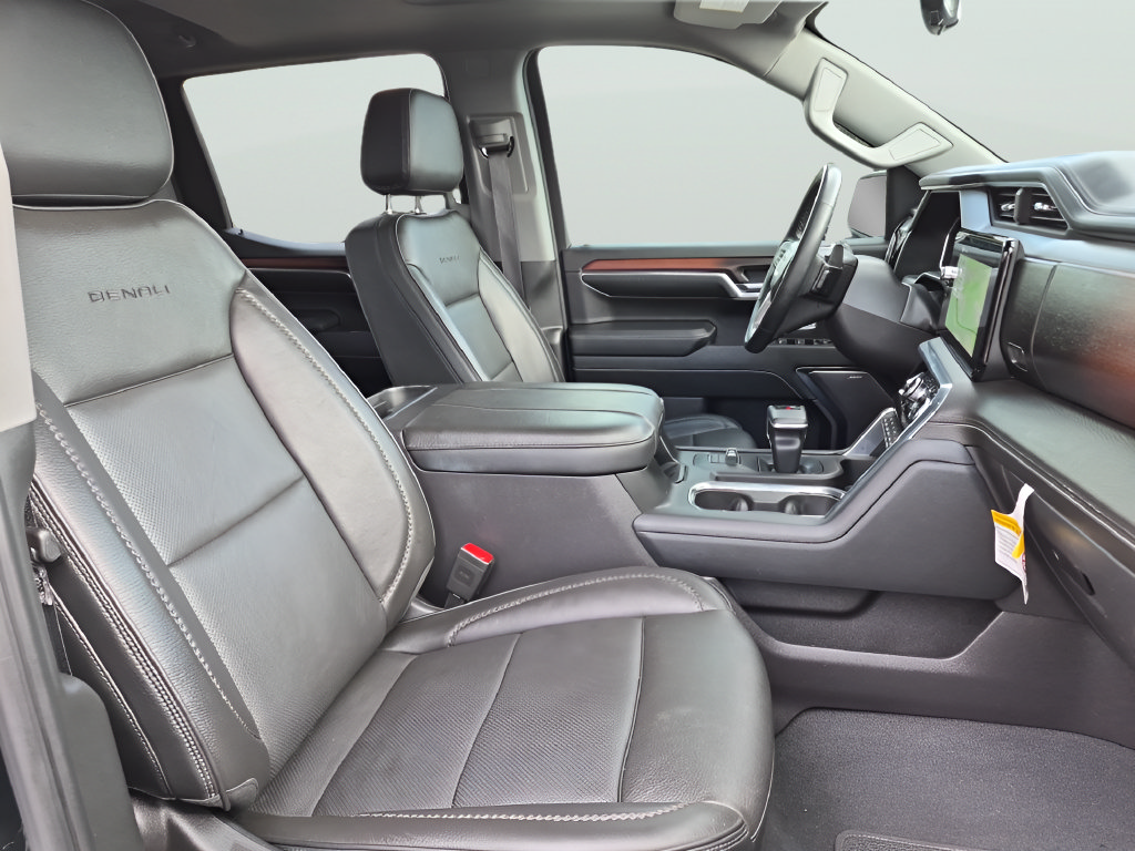 Used 2024 GMC Sierra 1500 Denali w/ Denali Reserve Package AWD/4WD image 36