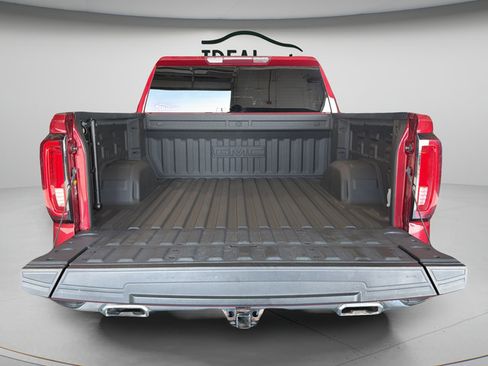 Used 2019 GMC Sierra 1500 SLT w/ X31 Off-Road Package AWD/4WD image 12