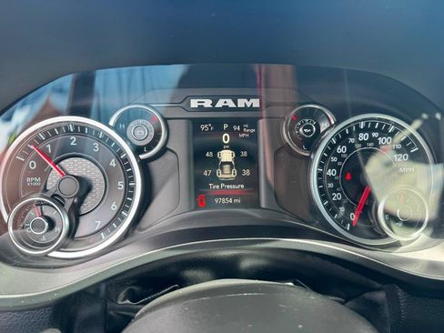 Used 2022 RAM 1500 Big Horn w/ Trailer Tow Group AWD/4WD image 15