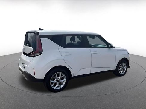 Used 2025 Kia Soul LX w/ LX Technology Package image 15