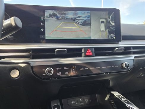 Used 2025 Kia Sorento SX Prestige image 19