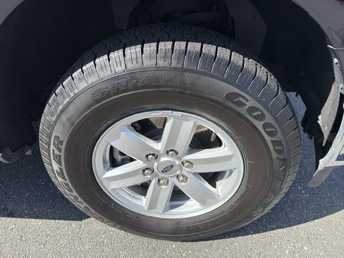 Used 2021 Ford F150 XLT image 35