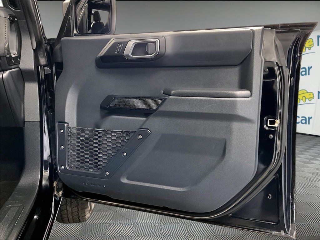 Used 2025 Ford Bronco Big Bend AWD/4WD image 12
