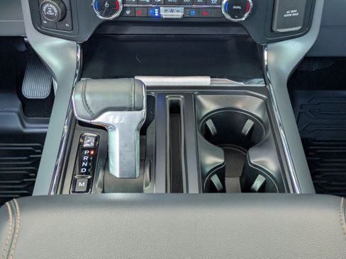 Used 2025 Ford F150 Lariat w/ Equipment Group 501A Mid AWD/4WD image 19