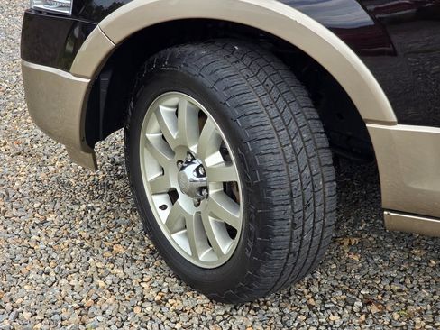 Used 2013 Ford Expedition King Ranch AWD/4WD image 26