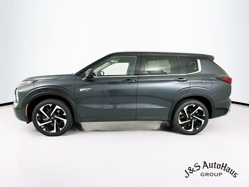 Used 2024 Mitsubishi Outlander SEL Black Edition AWD/4WD image 4