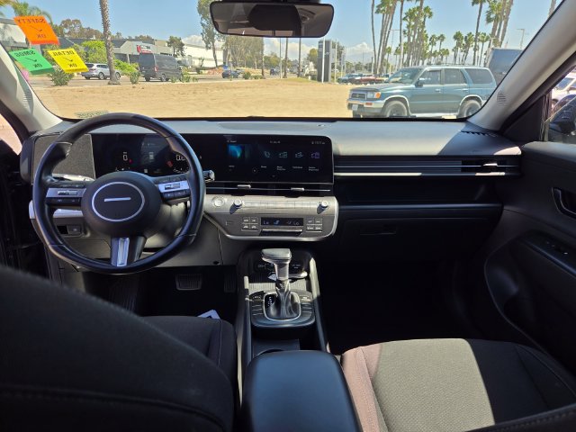 Used 2025 Hyundai Kona SEL FWD image 13