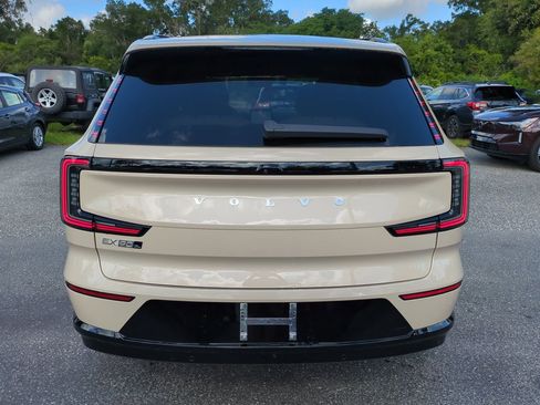 New 2025 Volvo EX90 Ultra image 5