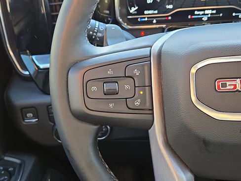 Used 2024 GMC Sierra 1500 SLT w/ SLT Convenience Package image 21