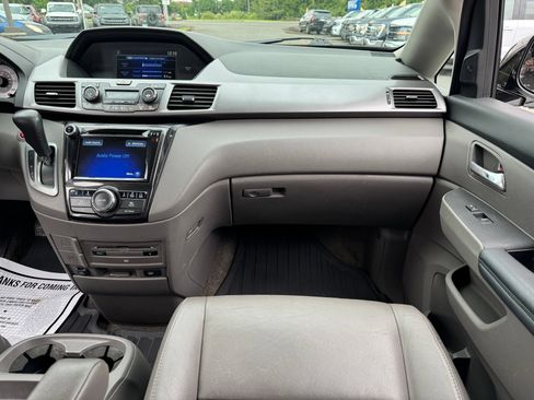 Used 2014 Honda Odyssey Touring Elite image 21