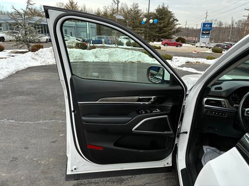 Used 2021 Kia Telluride EX w/ EX Premium Package image 45