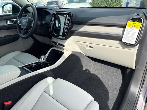 New 2026 Volvo XC40 B5 Ultra AWD/4WD image 16