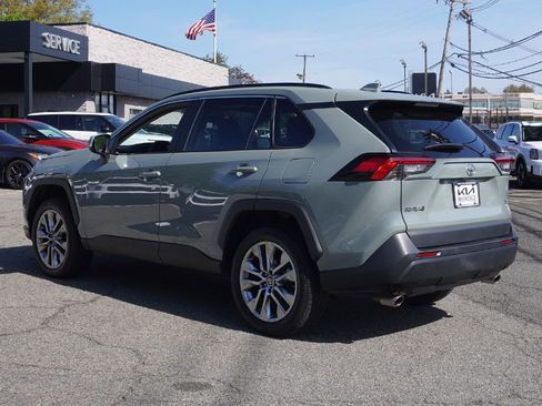 Used 2023 Toyota RAV4 XLE Premium AWD/4WD image 10