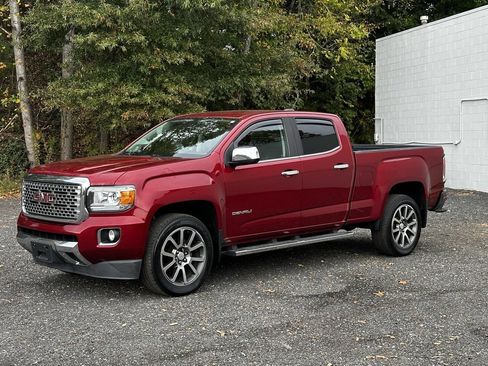 Used 2019 GMC Canyon Denali image 4