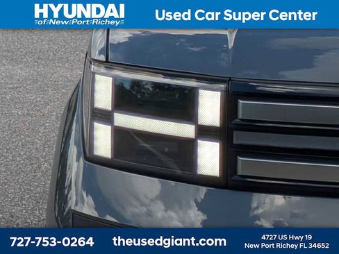 Certified 2025 Hyundai Santa Fe SEL FWD image 9