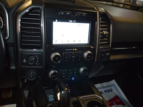 Used 2018 Ford F150 Lariat w/ Equipment Group 502A Luxury image 19