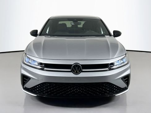 Certified 2025 Volkswagen Jetta Sport image 2