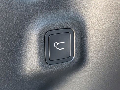 New 2025 Jeep Compass Limited w/ High Altitude Package image 9