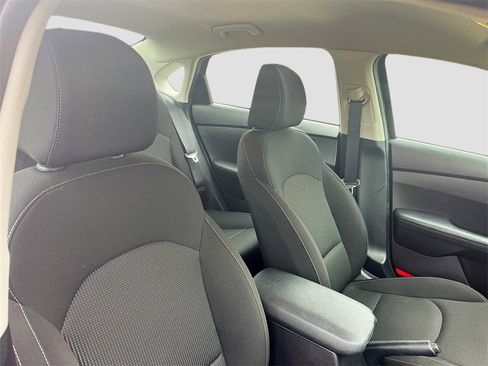 Used 2021 Kia Forte Sedan image 25