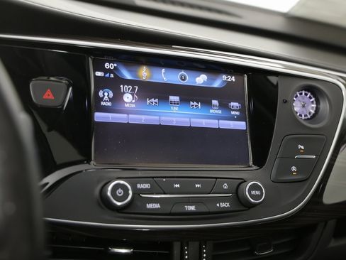 Certified 2020 Buick Envision Essence image 16