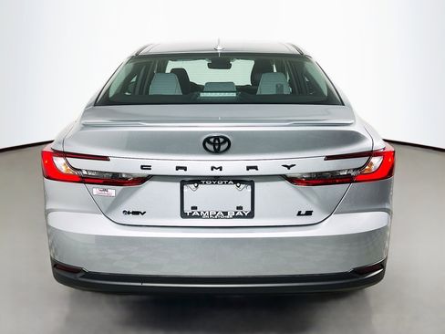 Used 2025 Toyota Camry LE image 6