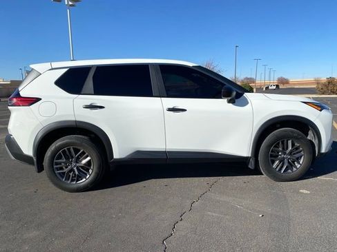 Certified 2023 Nissan Rogue S image 7