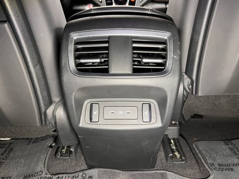 Used 2024 Acura RDX SH-AWD w/ Advance Package image 11