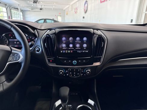 Certified 2023 Chevrolet Traverse LT w/ LPO, Floor Liner Package AWD/4WD image 18