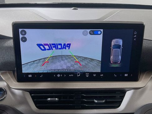 Used 2026 Ford Explorer Active image 20