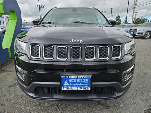 Used 2018 Jeep Compass Latitude AWD/4WD image 7