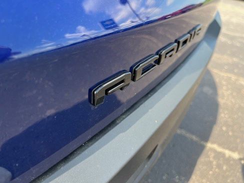 Used 2023 GMC Acadia SLE w/ Elevation Edition image 39