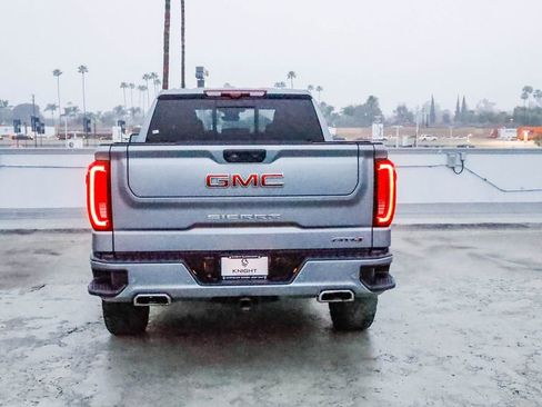 Used 2023 GMC Sierra 1500 AT4 w/ Technology Package image 6