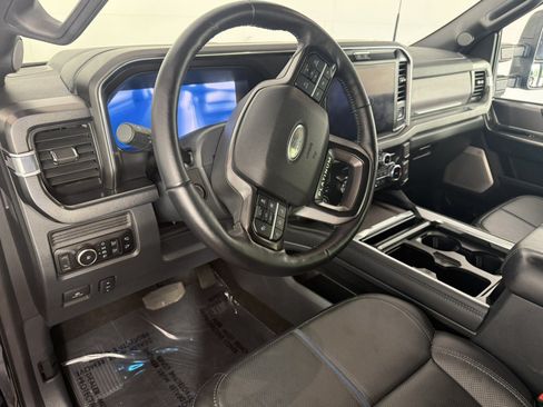 Used 2026 Ford F350 Platinum w/ Tremor Off-Road Package AWD/4WD image 17