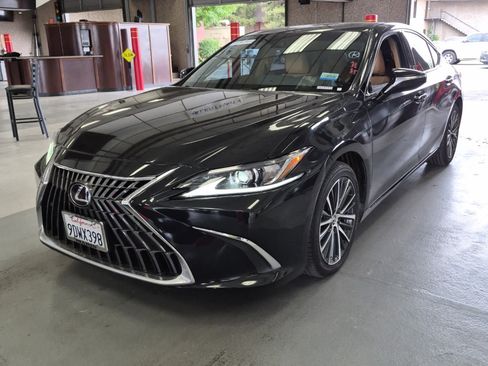 Used 2023 Lexus ES 350 w/ Premium Package FWD image 1