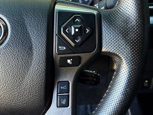 Used 2022 Toyota Tacoma TRD Off-Road w/ Technology Package RWD image 24