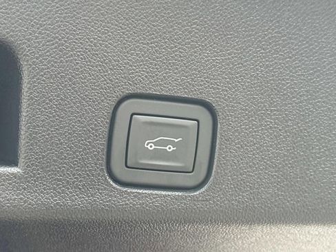 New 2026 Chevrolet Traverse LT w/ Driver Confidence Package image 14