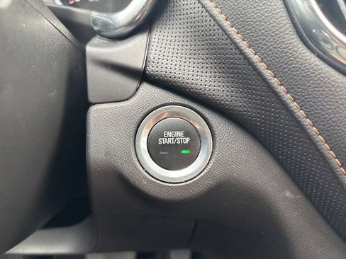 Certified 2023 Chevrolet Equinox Premier FWD image 21